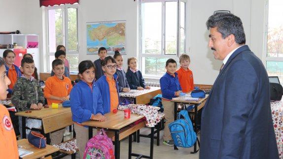Göreve Yeni Başlayan İlçe Milli Eğitim Müdürümüz Mehmet ALTUNYALDIZ  Okul Ziyaretlerine Başladı.